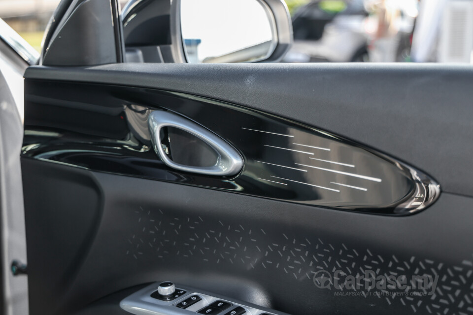 Proton eMas 5 Mk1 (2025) Interior