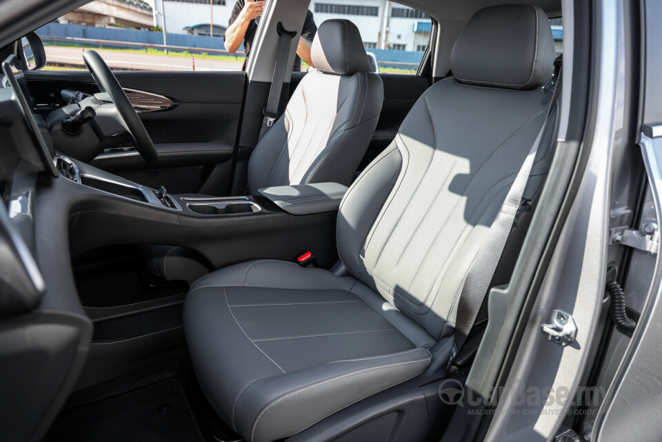 Proton eMas 5 Mk1 (2025) Interior