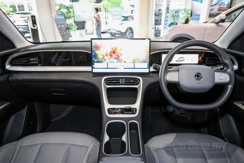 Proton eMas 5 Mk1 (2025) Interior