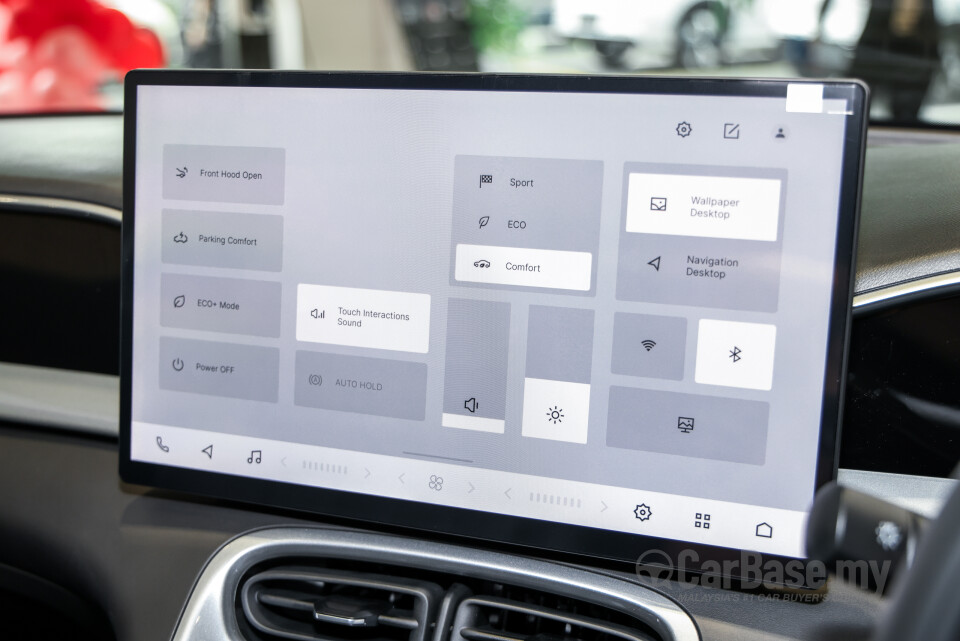 Proton eMas 5 Mk1 (2025) Interior