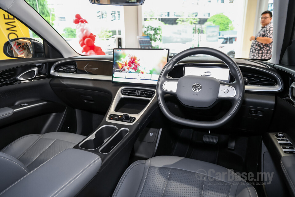 Proton eMas 5 Mk1 (2025) Interior
