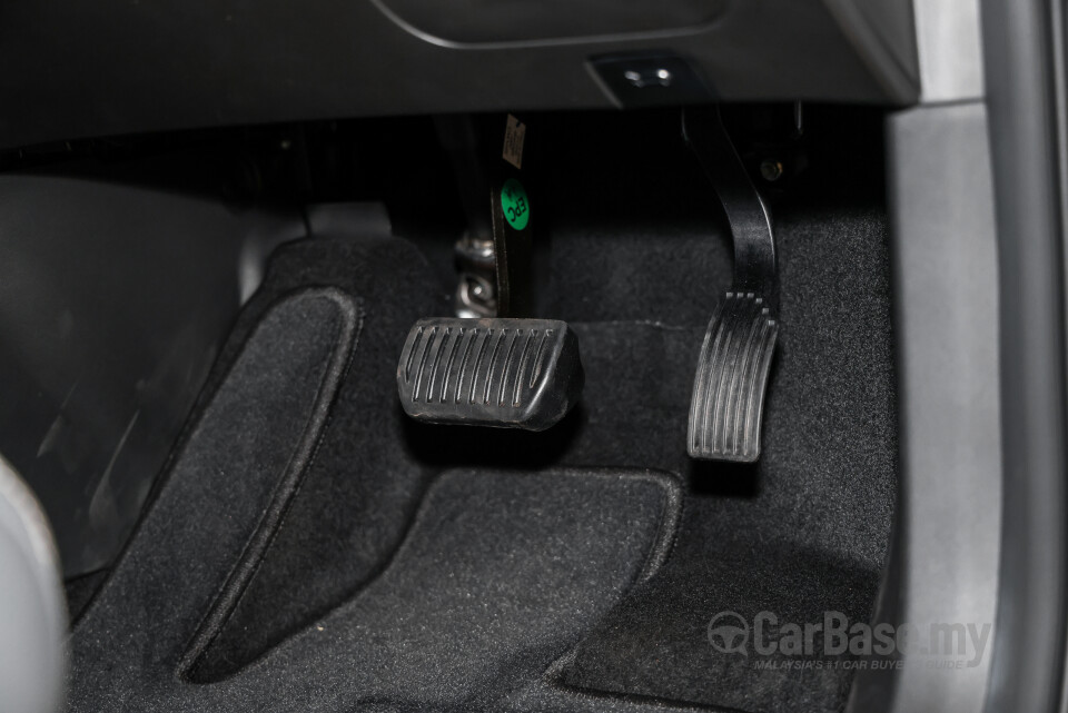 Proton eMas 5 Mk1 (2025) Interior