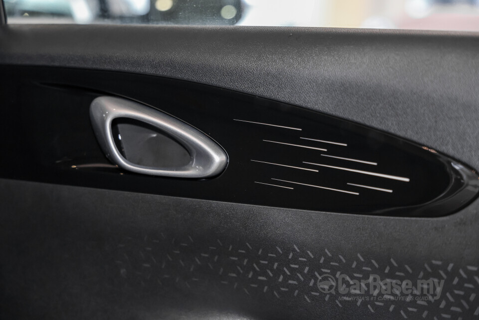 Proton eMas 5 Mk1 (2025) Interior