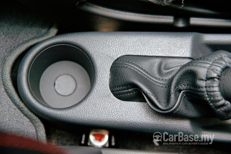 Proton Saga BLM Facelift (2011) Interior