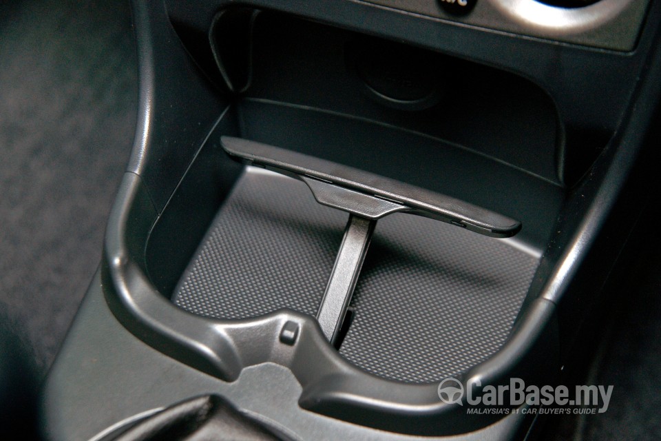 Proton Saga BLM Facelift (2011) Interior