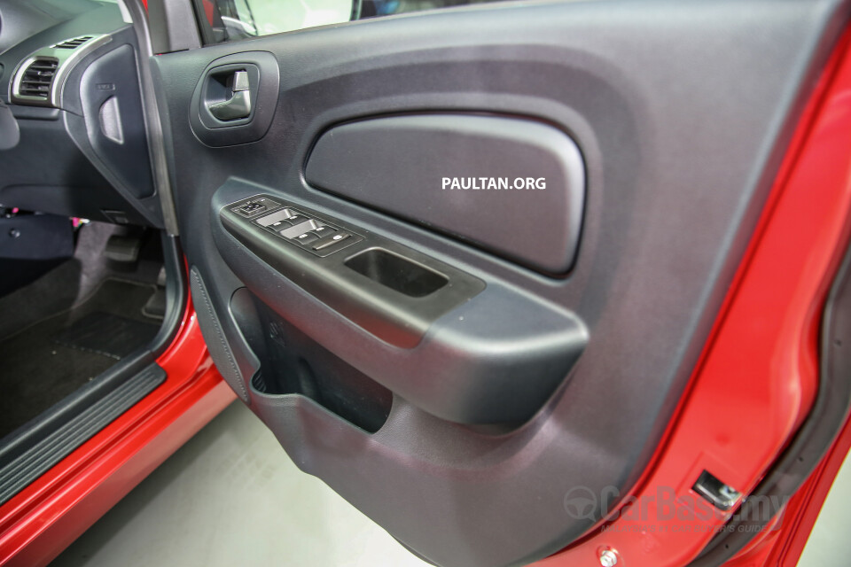 Mazda MX-5 ND (2015) Interior