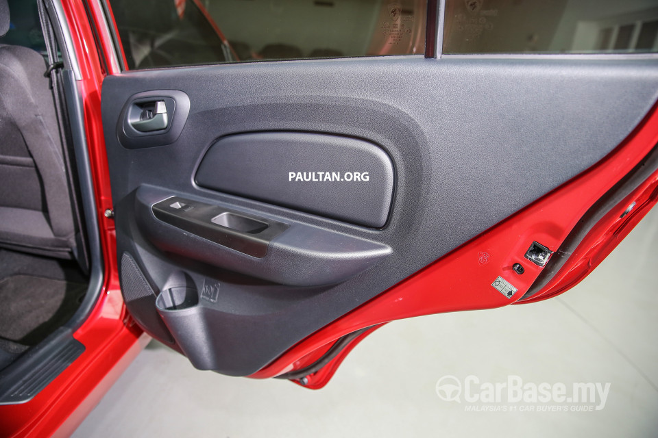Proton Saga P2-13A (2016) Interior