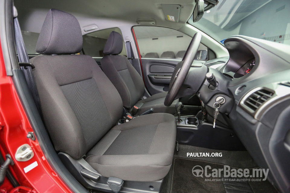 Proton Saga P2-13A (2016) Interior