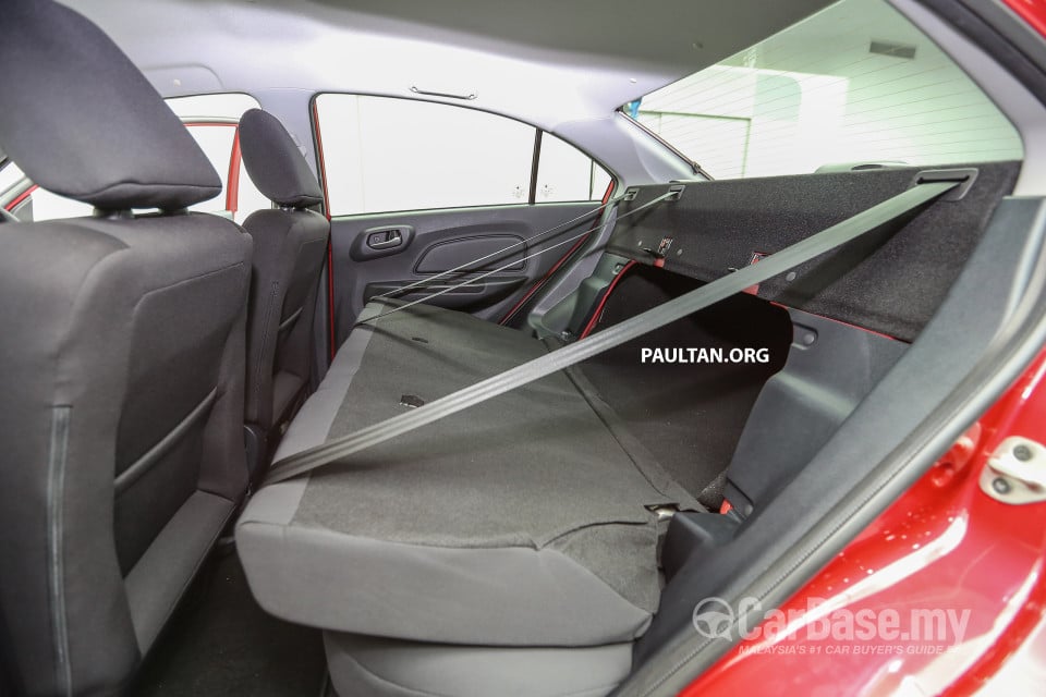 Proton Saga P2-13A (2016) Interior