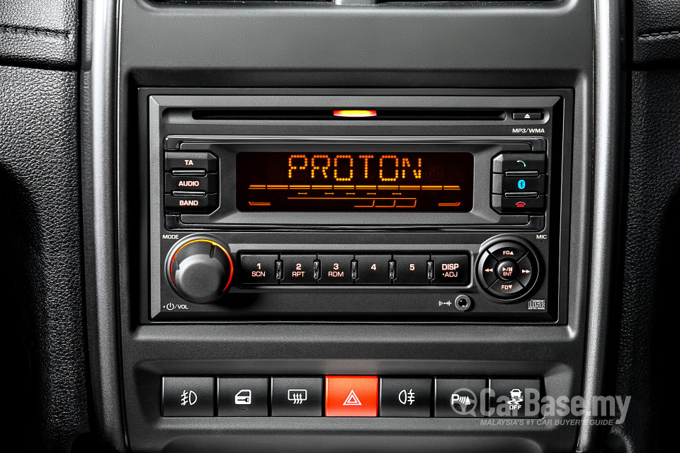 Proton Saga P2-13A (2016) Interior
