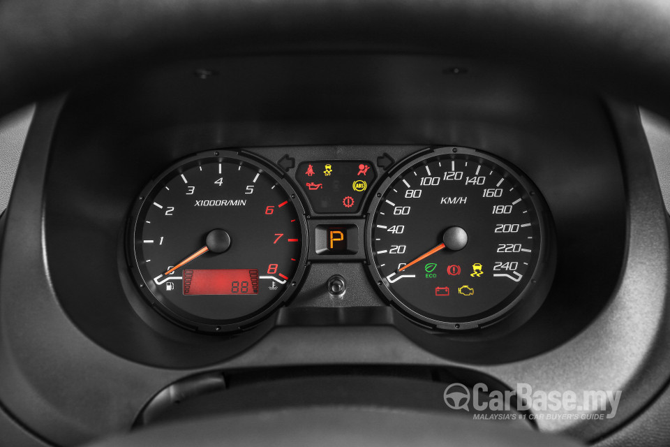 Proton Saga P2-13A (2016) Interior