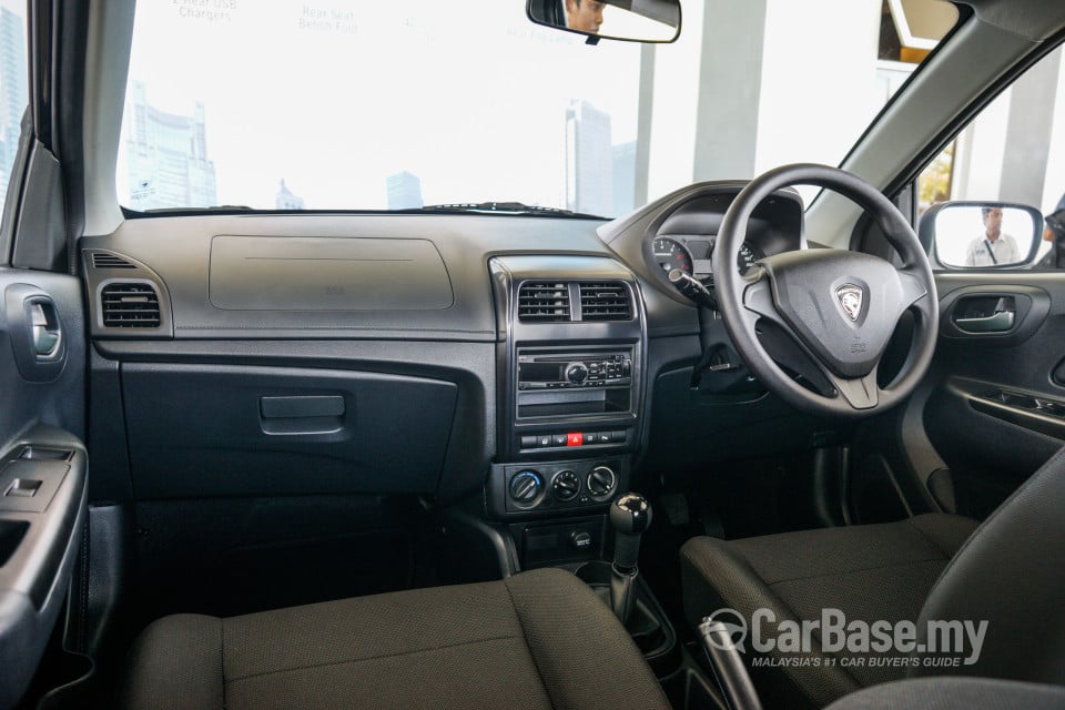 Proton Saga P2-13A (2016) Interior