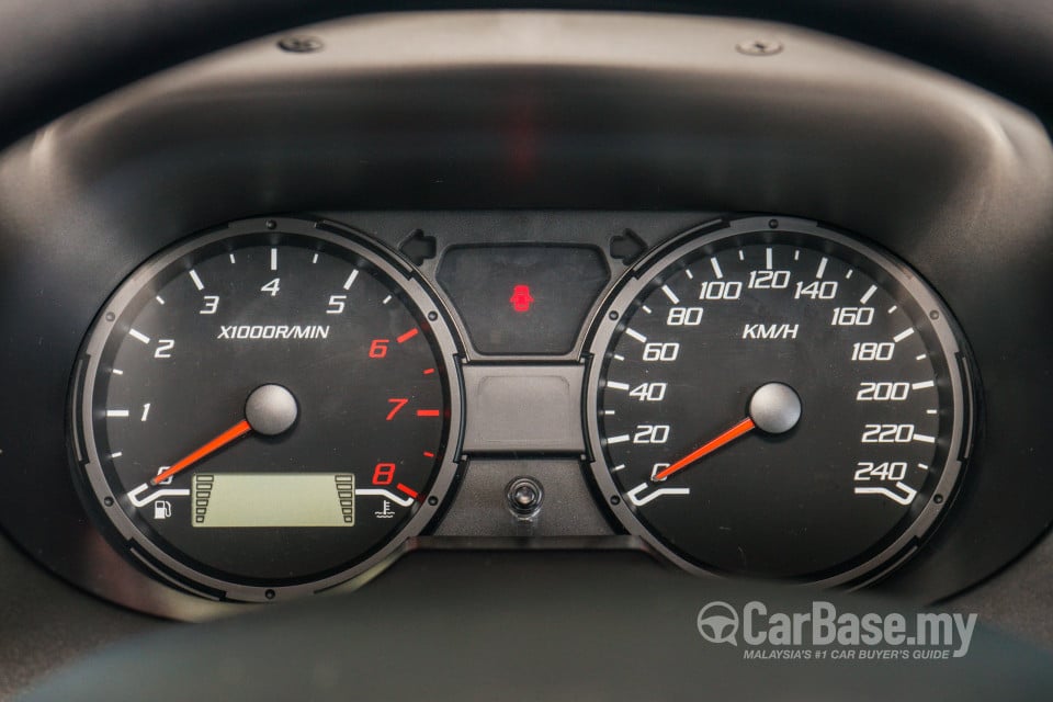 Proton Saga P2-13A (2016) Interior