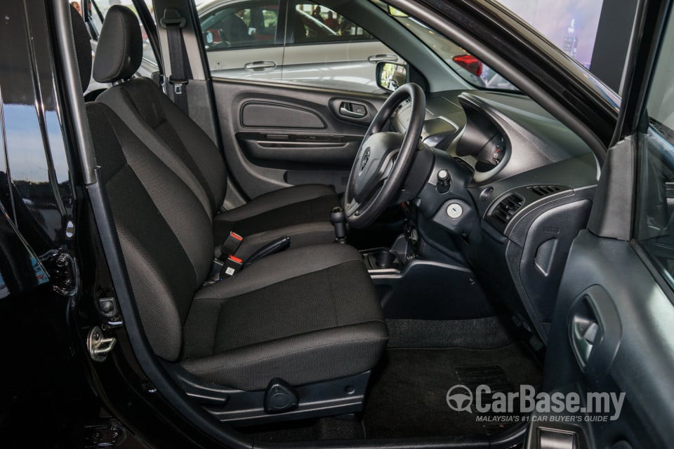 Proton Saga P2-13A (2016) Interior