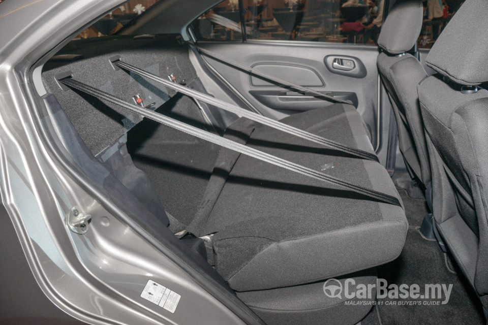 Proton Saga P2-13A (2016) Interior