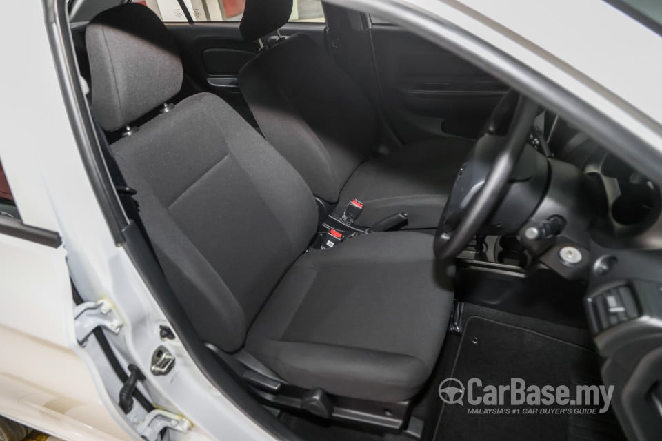 Proton Saga P2-13A MC2 (2022) Interior