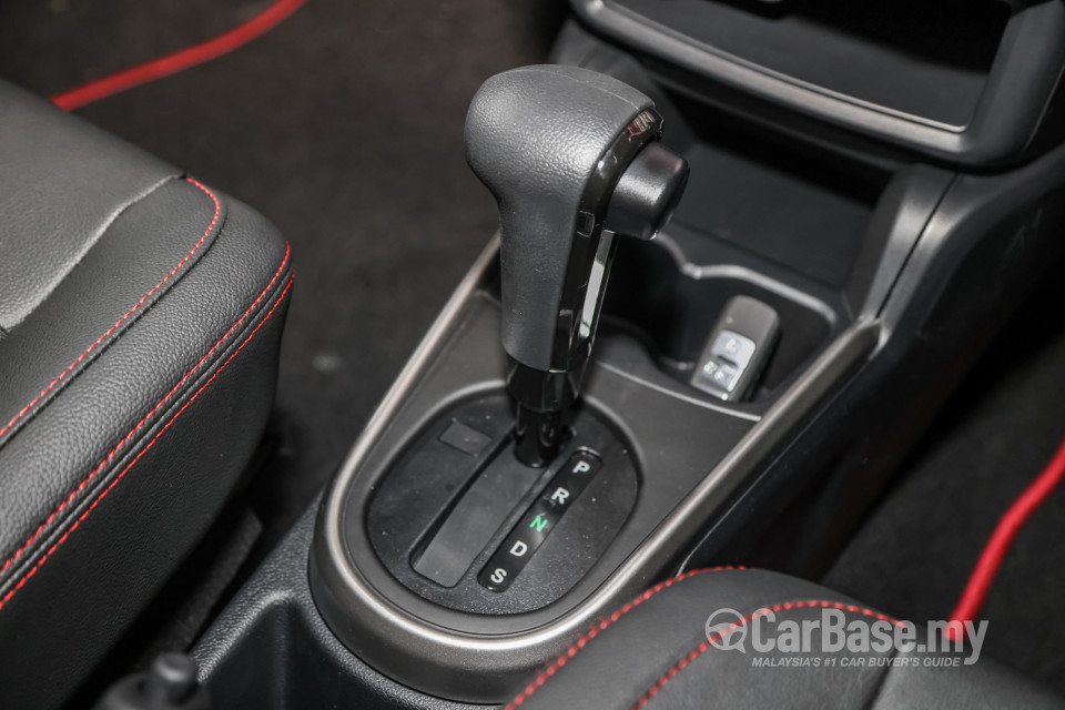 Proton Saga P2-13A MC2 (2022) Interior