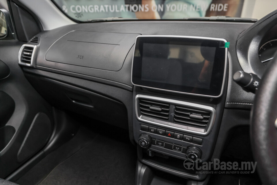 Proton Saga P2-13A MC2 (2022) Interior
