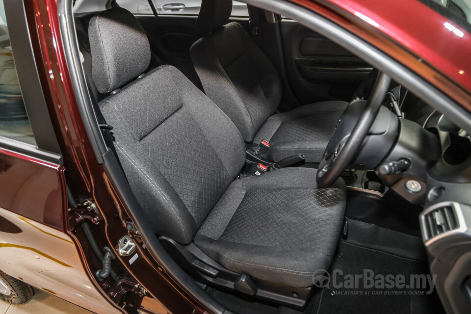 Proton Saga P2-13A MC2 (2022) Interior