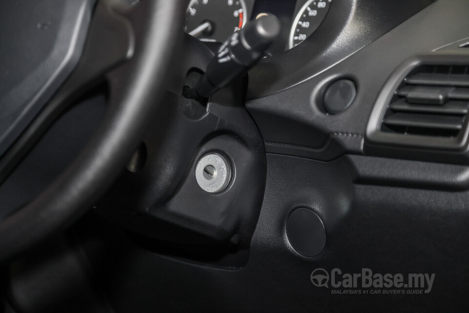Proton Saga P2-13A MC2 (2022) Interior