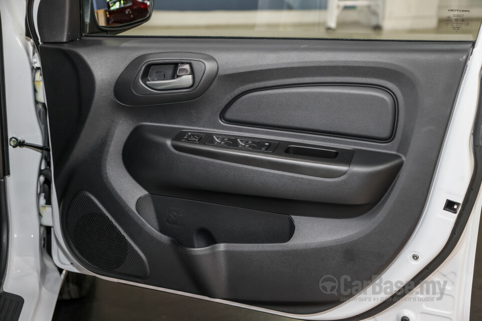 Proton Saga P2-13A MC2 (2022) Interior