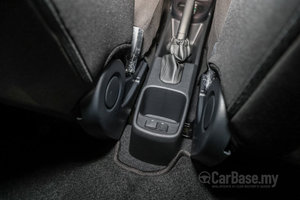 Proton Saga P2-13A MC2 (2022) Interior