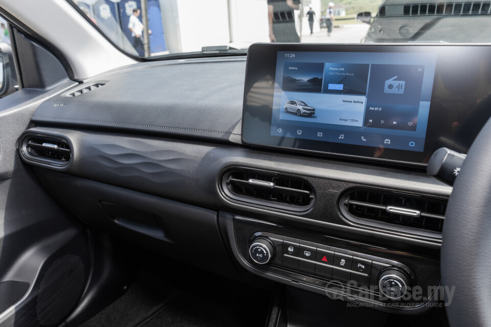 Proton Saga P2-14A (2025) Interior