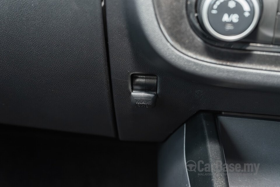 Proton Saga P2-14A (2025) Interior