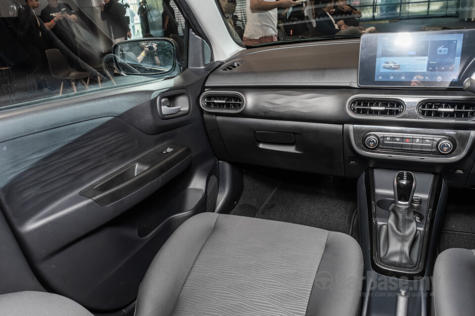 Proton Saga P2-14A (2025) Interior