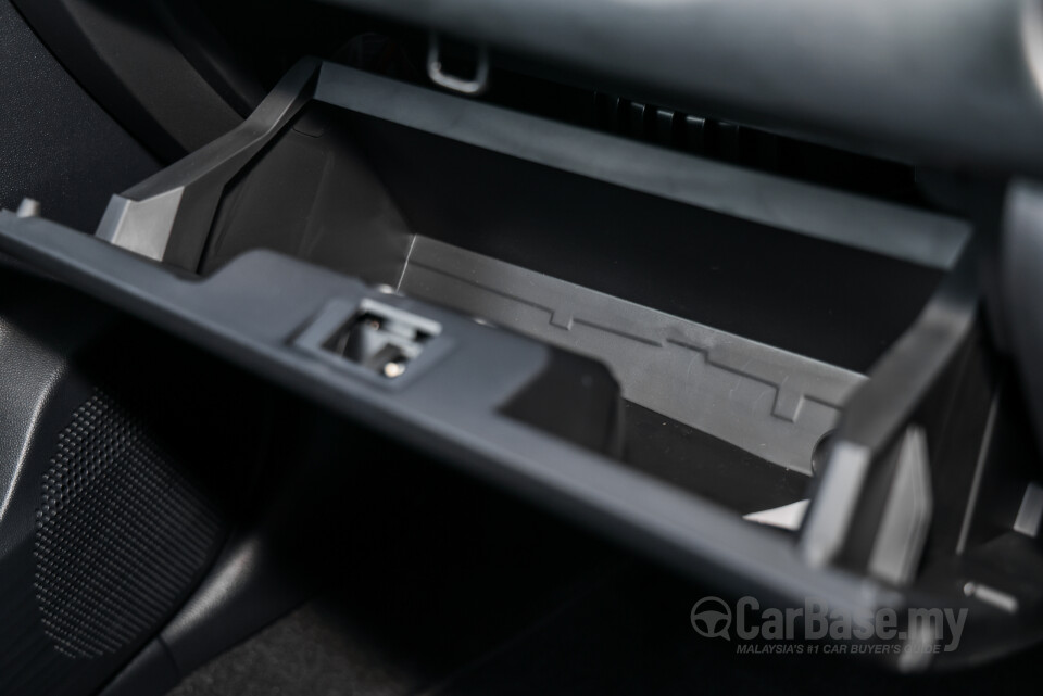 Proton Saga P2-14A (2025) Interior