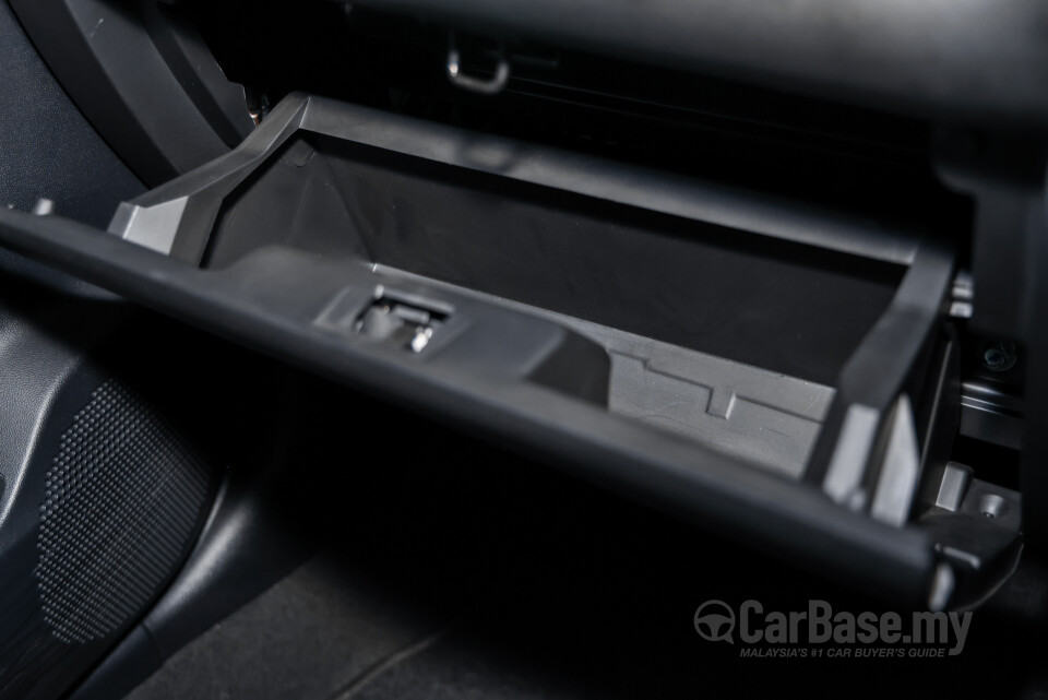 Proton Saga P2-14A (2025) Interior