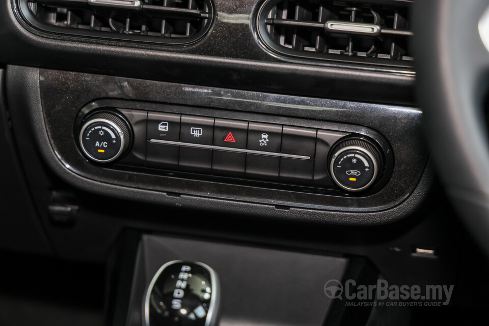 Proton Saga P2-14A (2025) Interior