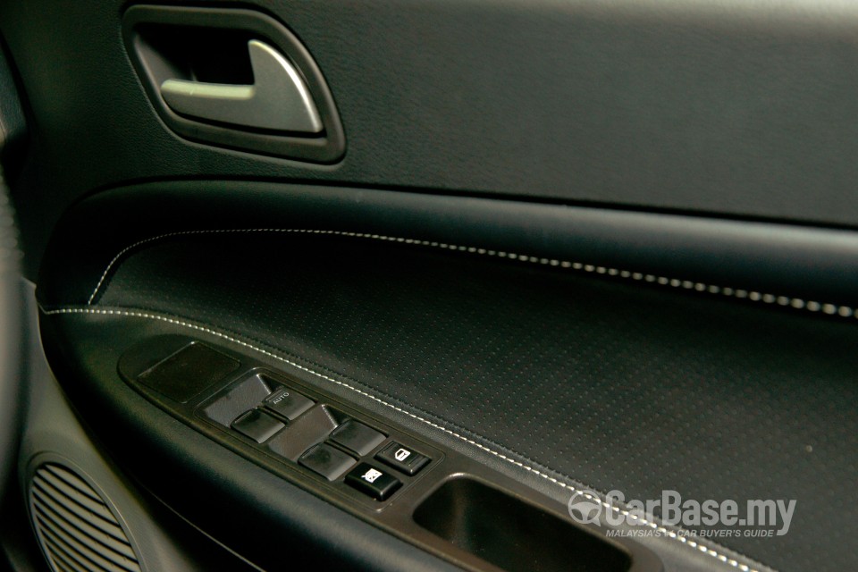 Proton Persona Mk1 Facelift (2010) Interior