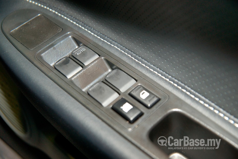 Proton Persona Mk1 Facelift (2010) Interior