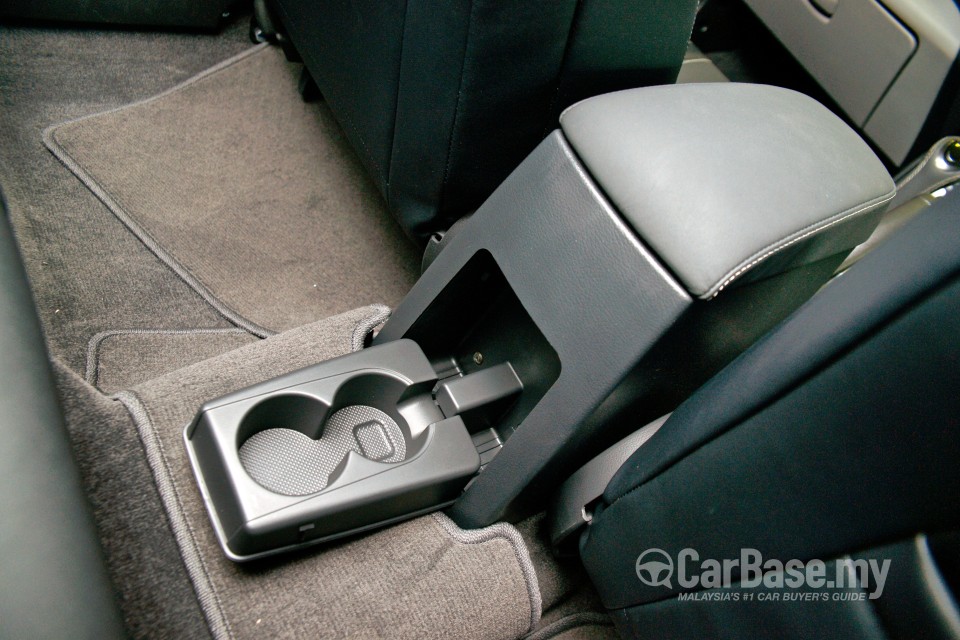 Proton Persona Mk1 Facelift (2010) Interior