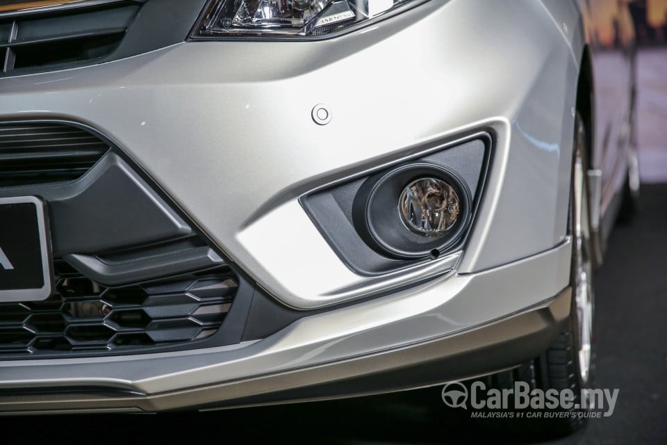 Proton Persona P2-21A (2016) Exterior