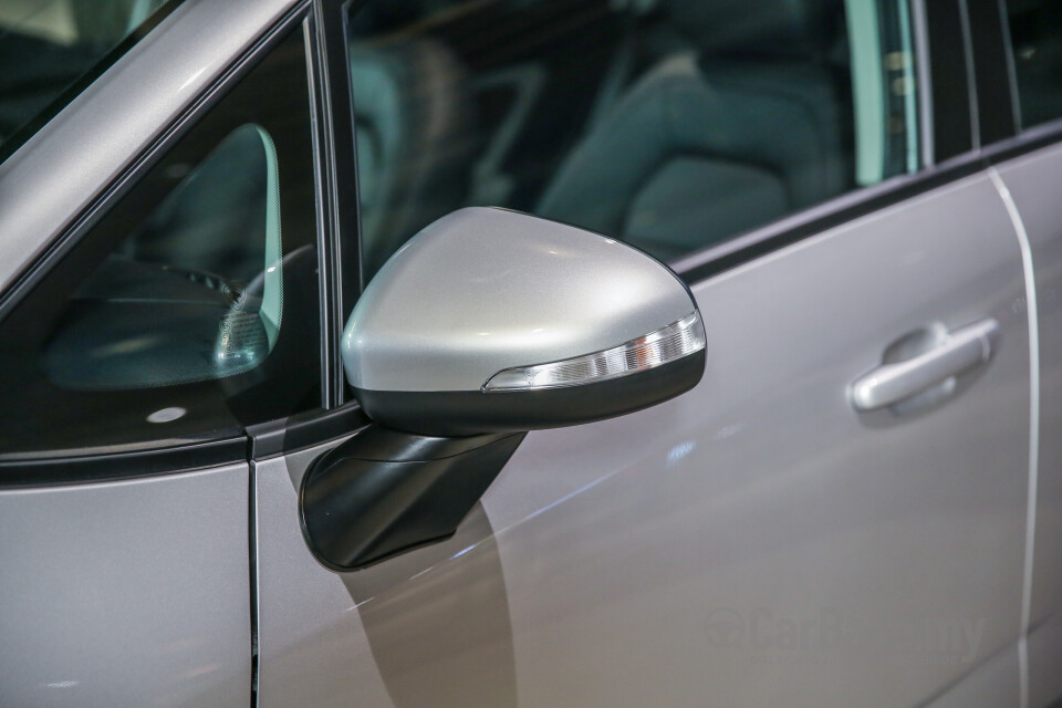 Nissan Grand Livina L11 Facelift (2013) Exterior