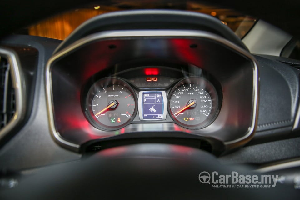 Proton Persona P2-21A (2016) Interior