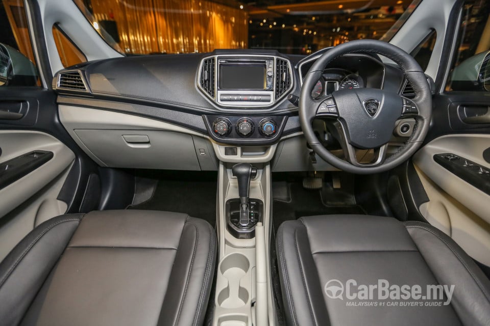 Proton Persona P2-21A (2016) Interior