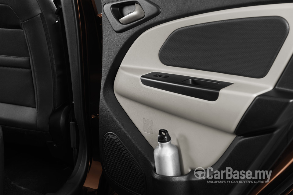 Proton Persona P2-21A (2016) Interior