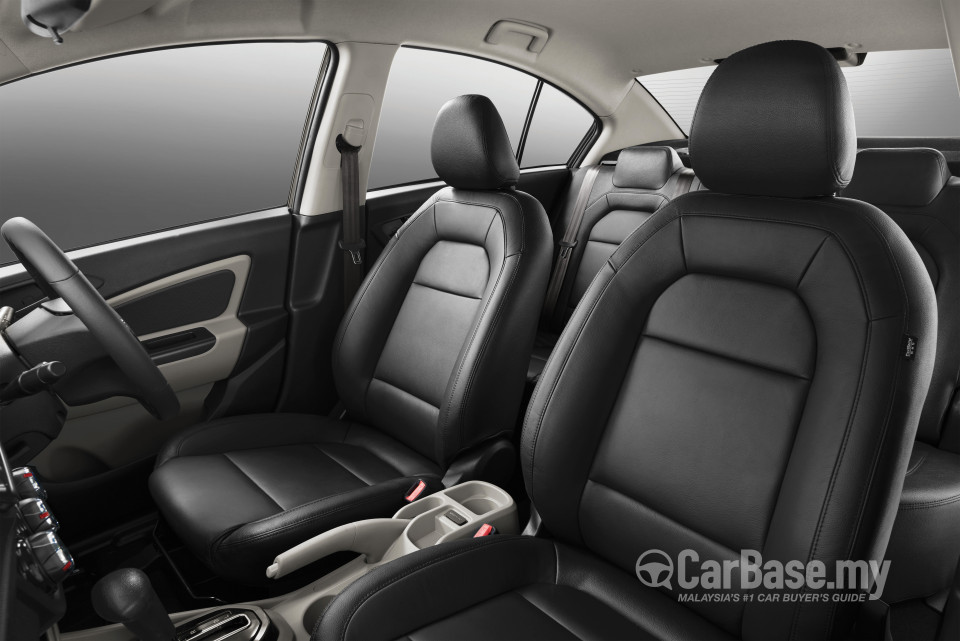 Proton Persona P2-21A (2016) Interior