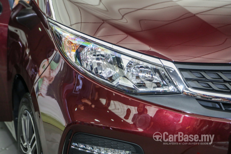 Proton Persona P2-21A MC1 (2019) Exterior