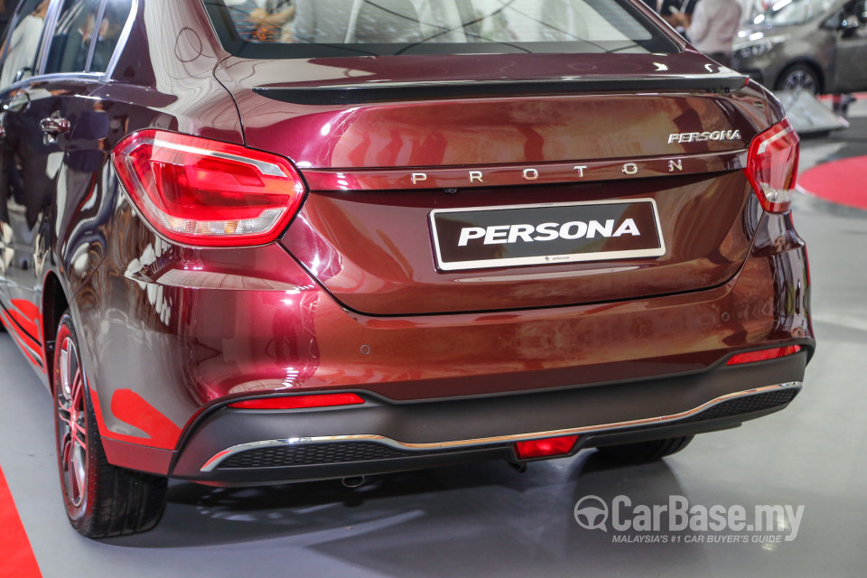Proton Persona P2-21A MC1 (2019) Exterior