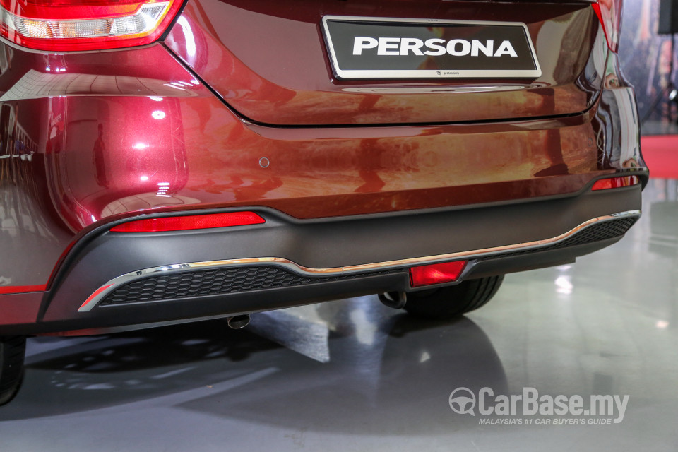 Proton Persona P2-21A MC1 (2019) Exterior