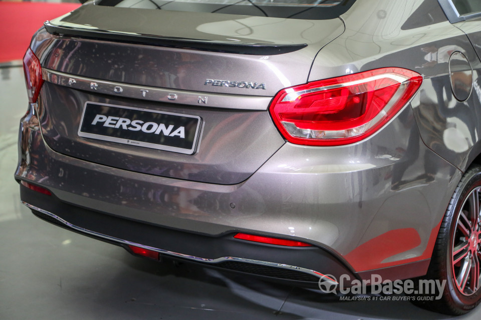 Proton Persona P2-21A MC1 (2019) Exterior
