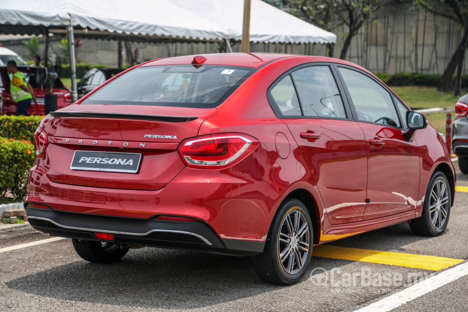 Proton Persona P2-21A MC1 (2019) Exterior