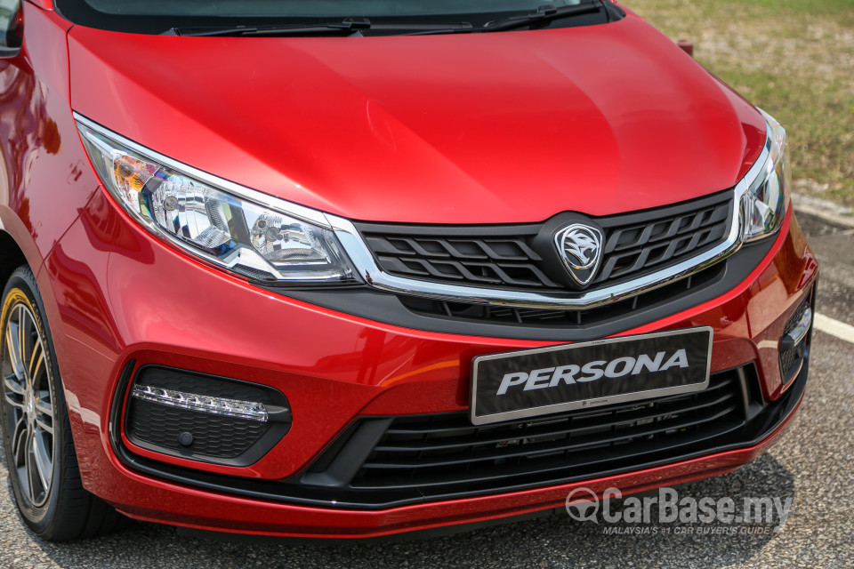 Proton Persona P2-21A MC1 (2019) Exterior