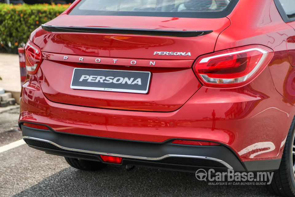 Proton Persona P2-21A MC1 (2019) Exterior