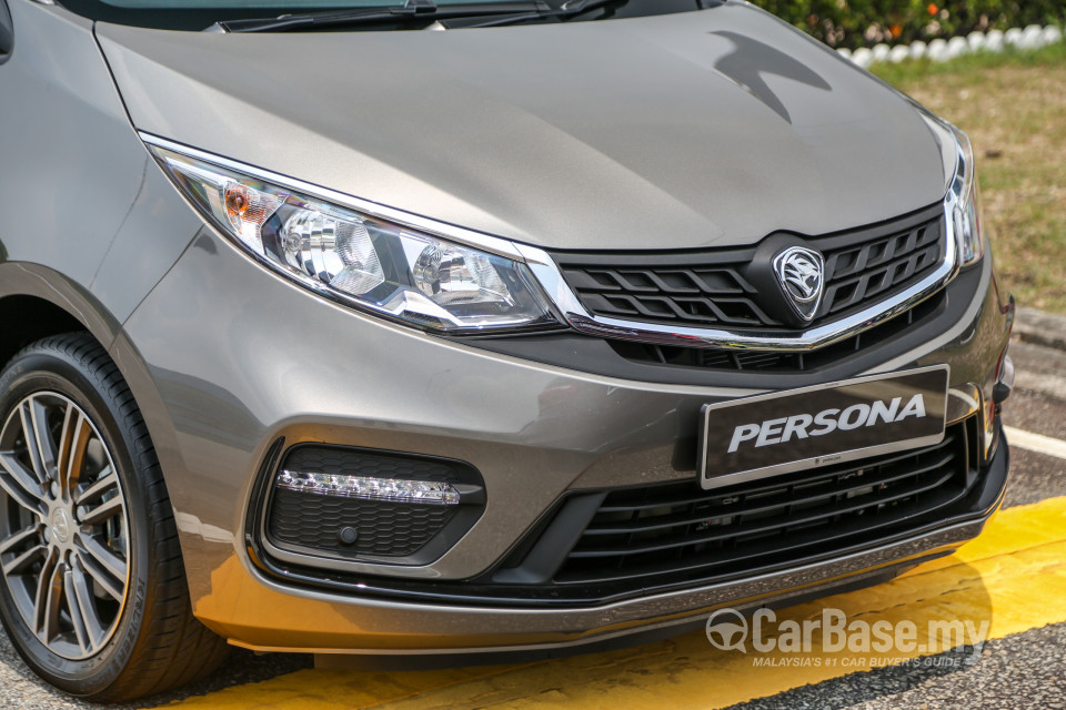 Proton Persona P2-21A MC1 (2019) Exterior