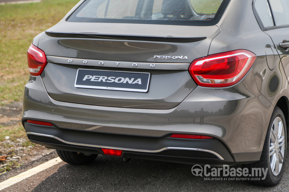 Proton Persona P2-21A MC1 (2019) Exterior